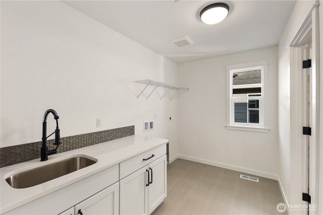 817 211th Place SE, Bothell, WA 98021