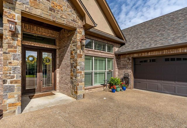 3811 Lavelle Ct., Longview, TX 75605