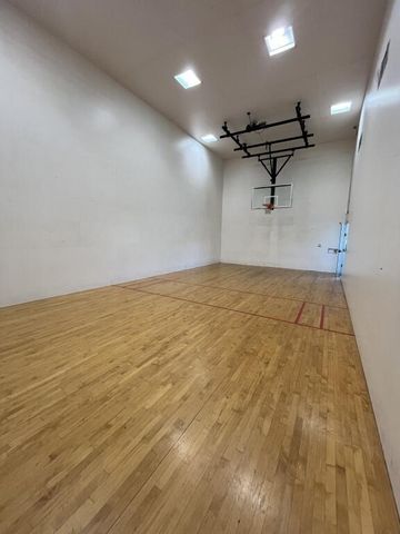 713 Villa Circle, Boynton Beach, FL 33435