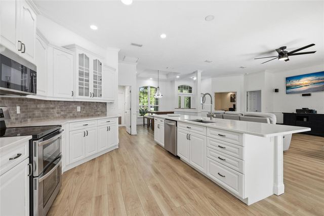 20245 NW 251ST TERRACE, High Springs, FL 32643