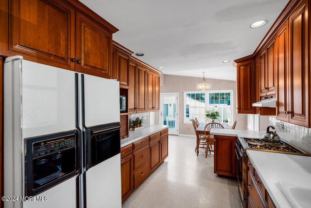 310 Brooklyn Boulevard, Sea Girt, NJ 08750