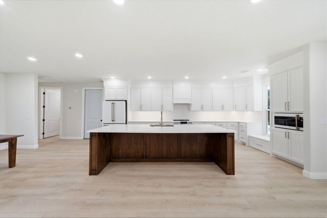 17397 Woodforest Drive, Waller, TX 77484