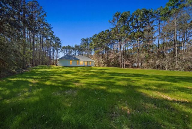 17397 Woodforest Drive, Waller, TX 77484