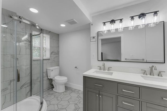 407 E Kerr ST, Burnet, TX 78611