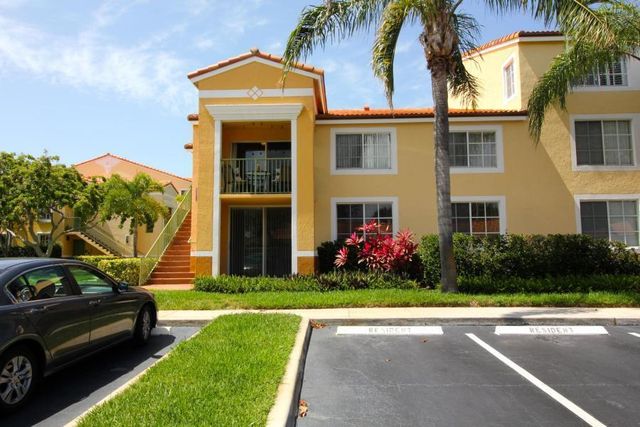 157 Yacht Club Way 201 Corner, Hypoluxo, FL 33462