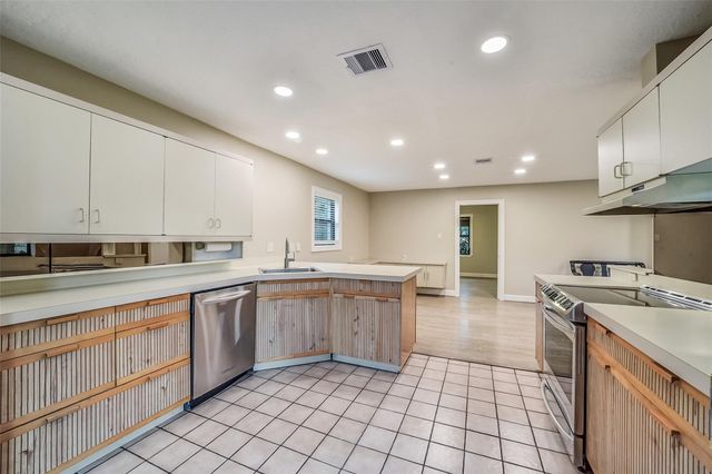 16005 Jersey Drive, Jersey Village, TX 77040
