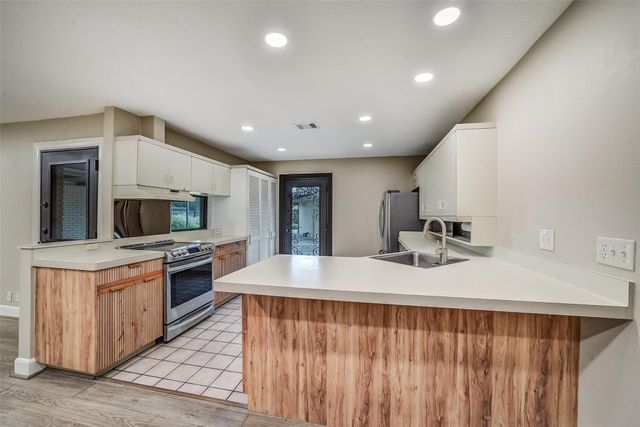 16005 Jersey Drive, Jersey Village, TX 77040