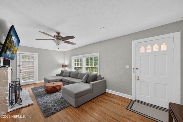 2735 PARENTAL HOME Road, Jacksonville, FL 32216