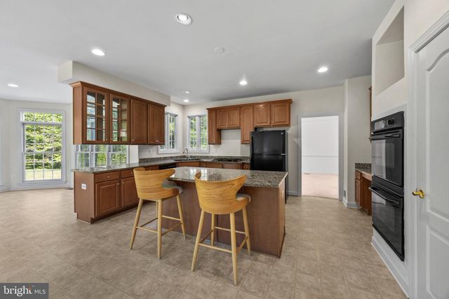 716 PEARSON POINT PL, Annapolis, MD 21401