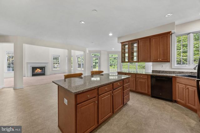 716 PEARSON POINT PL, Annapolis, MD 21401