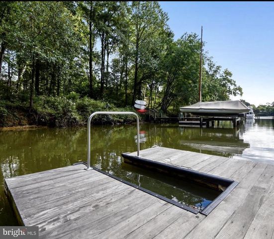 716 PEARSON POINT PL, Annapolis, MD 21401