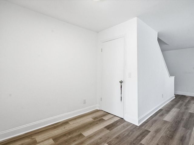 9009 TUDOR DRIVE G206, Tampa, FL 33615