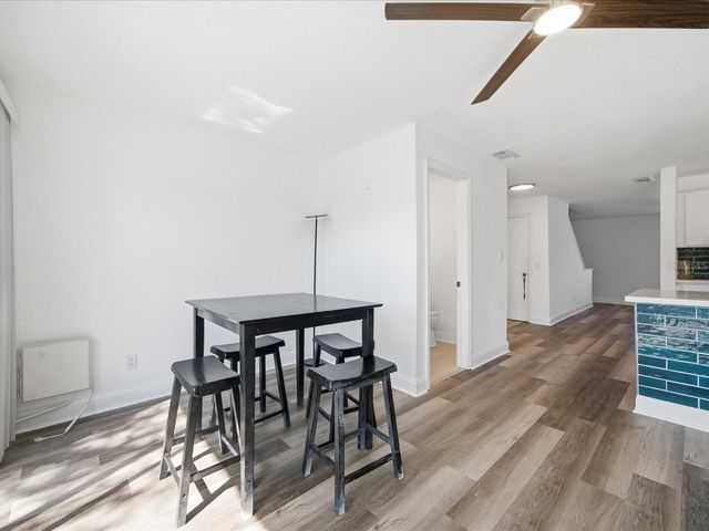 9009 TUDOR DRIVE G206, Tampa, FL 33615