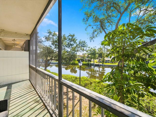 9009 TUDOR DRIVE G206, Tampa, FL 33615