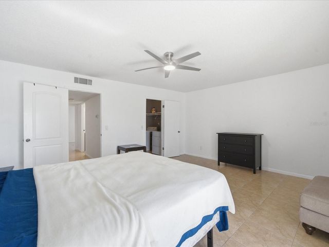 9009 TUDOR DRIVE G206, Tampa, FL 33615