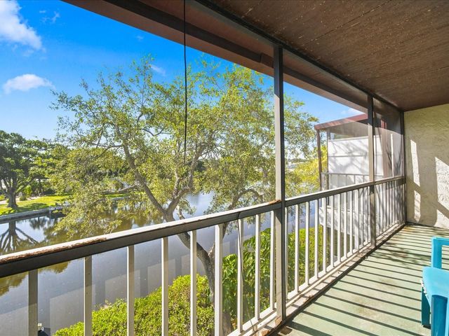 9009 TUDOR DRIVE G206, Tampa, FL 33615
