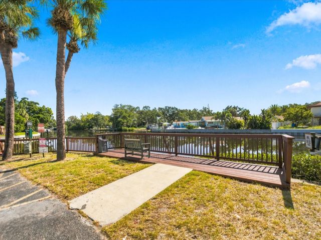 9009 TUDOR DRIVE G206, Tampa, FL 33615