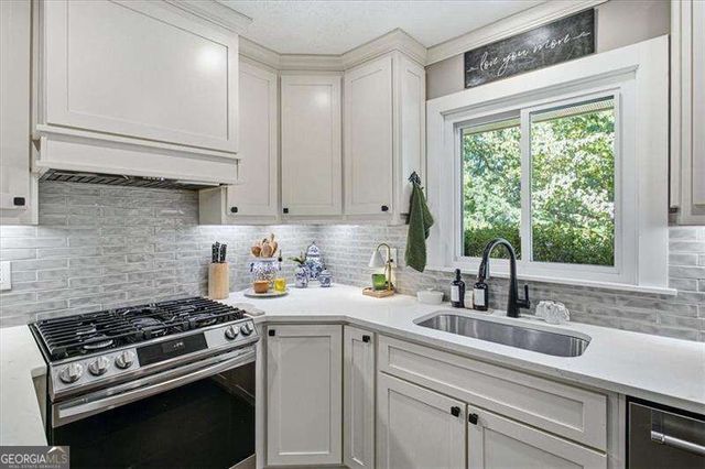 669 Foxcliffe Court SE, Smyrna, GA 30082