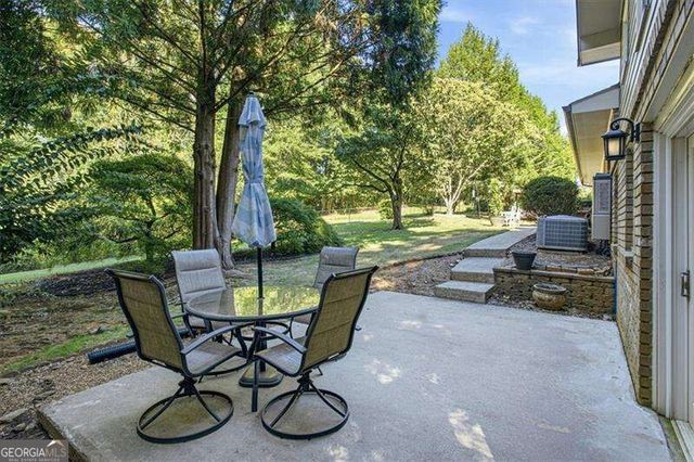 669 Foxcliffe Court SE, Smyrna, GA 30082