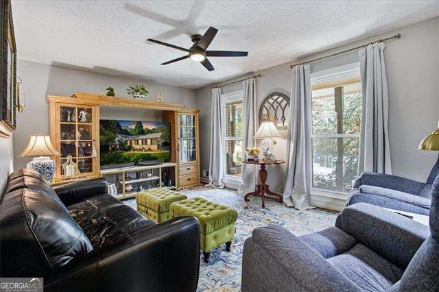 669 Foxcliffe Court SE, Smyrna, GA 30082