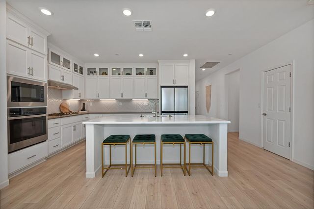 200 Akashi Ct, Lincoln, CA 95648