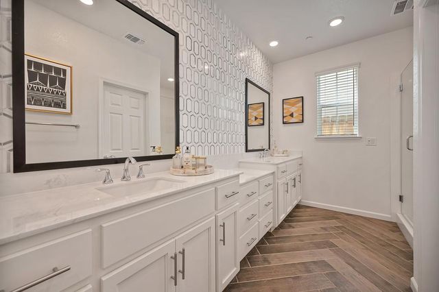 200 Akashi Ct, Lincoln, CA 95648