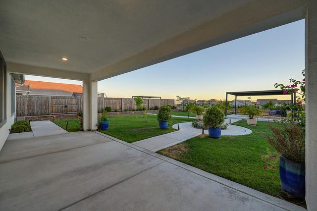 200 Akashi Ct, Lincoln, CA 95648