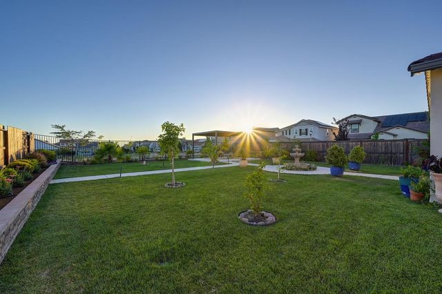 200 Akashi Ct, Lincoln, CA 95648