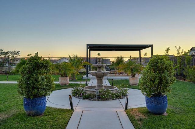 200 Akashi Ct, Lincoln, CA 95648