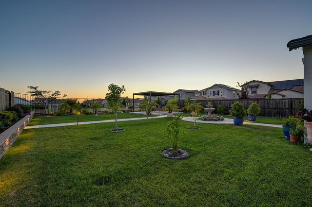 200 Akashi Ct, Lincoln, CA 95648