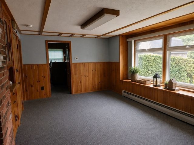 35 Maple St, Millbury, MA 01527
