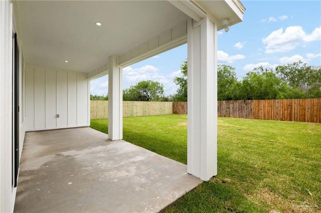 10201 Espada Drive, Edinburg, TX 78541