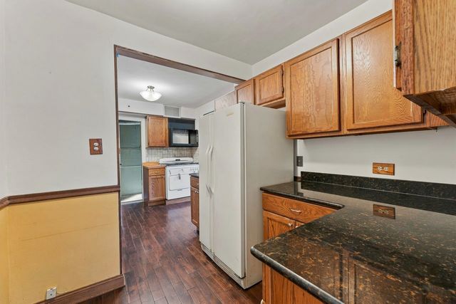 206 N Bonnie Brae Avenue, Elmhurst, IL 60126