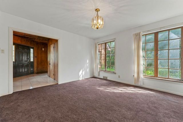 206 N Bonnie Brae Avenue, Elmhurst, IL 60126