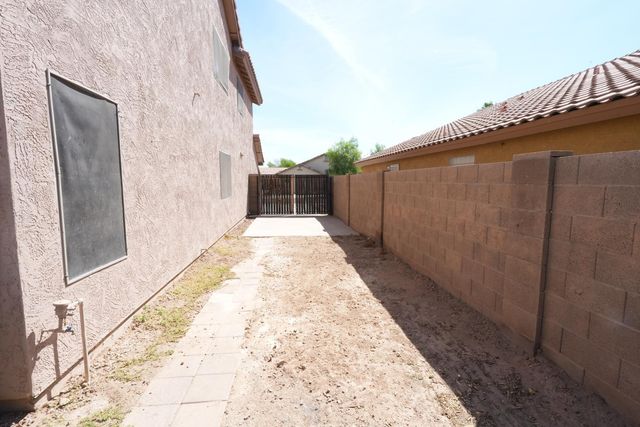 16182 N 157th Drive, Surprise, AZ 85374
