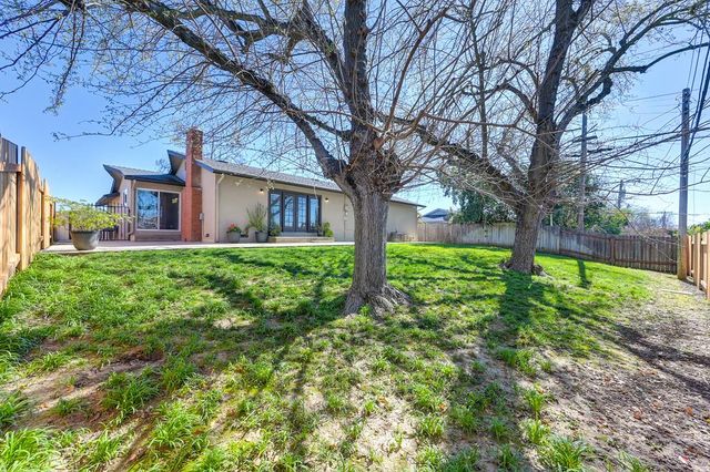 5117 Schuyler Dr, Carmichael, CA 95608