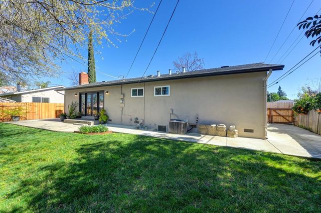 5117 Schuyler Dr, Carmichael, CA 95608