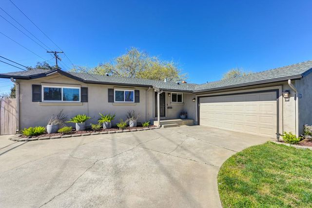5117 Schuyler Dr, Carmichael, CA 95608