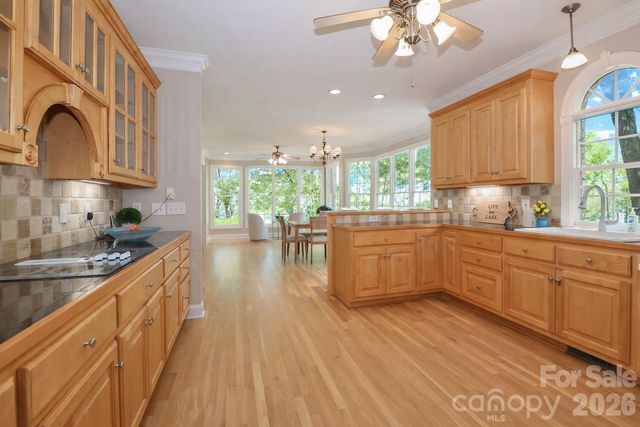 119 Shelter Cove Lane, Mooresville, NC 28117