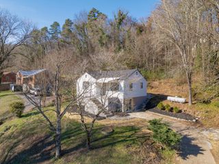 109 Hogan Road, Rossville, GA 30741