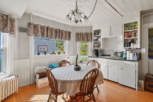 44 Hale Street, Leominster, MA 01453