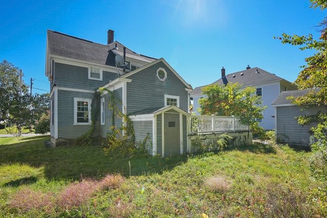 44 Hale Street, Leominster, MA 01453
