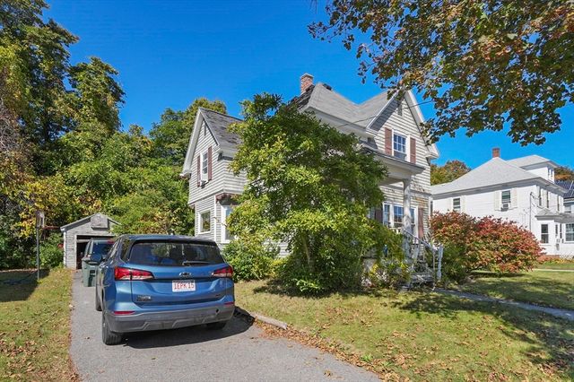 44 Hale Street, Leominster, MA 01453