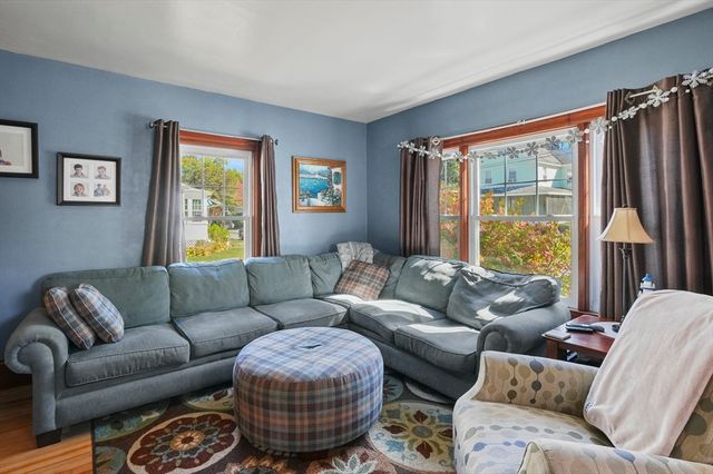 44 Hale Street, Leominster, MA 01453
