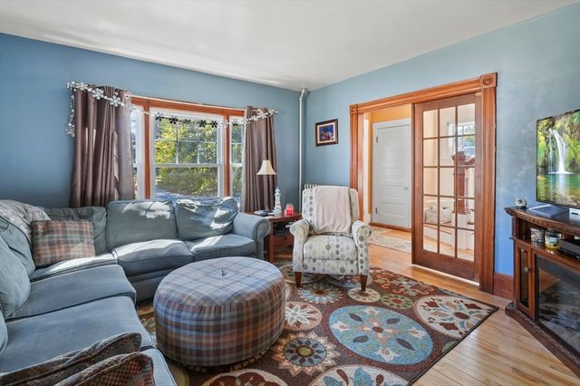 44 Hale Street, Leominster, MA 01453