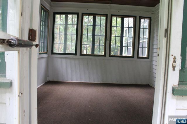 25 Monroe Street, Ridgewood, NJ 07450