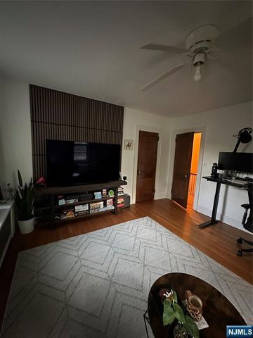 25 Monroe Street, Ridgewood, NJ 07450