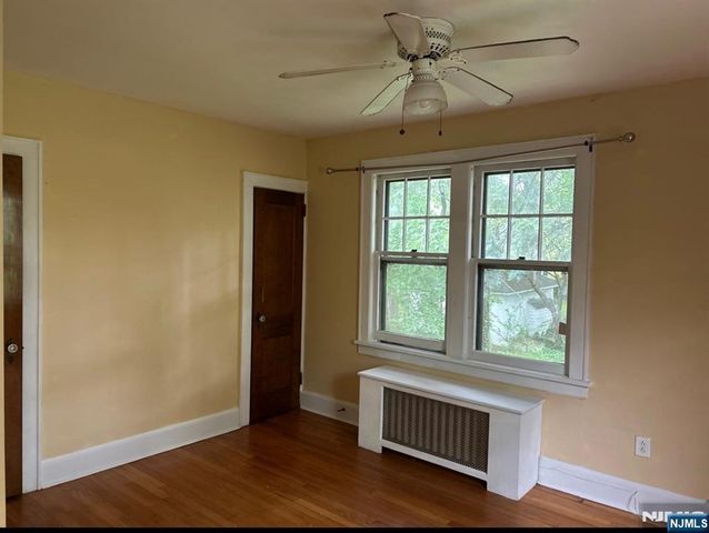 25 Monroe Street, Ridgewood, NJ 07450