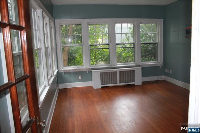 25 Monroe Street, Ridgewood, NJ 07450