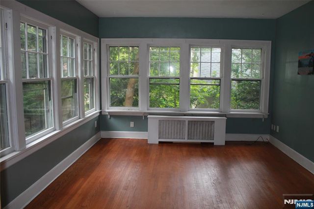 25 Monroe Street, Ridgewood, NJ 07450
